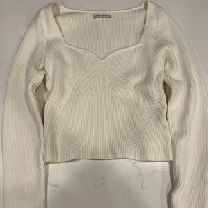 Cropped Abercrombie sweater